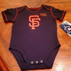 2 different sizes San Francisco Giants team wear one piece with snap closure